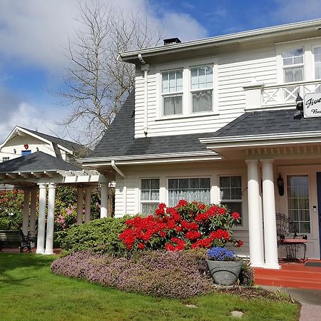 Five Seasuns Bed And Breakfast Порт Анджелес Екстериор снимка
