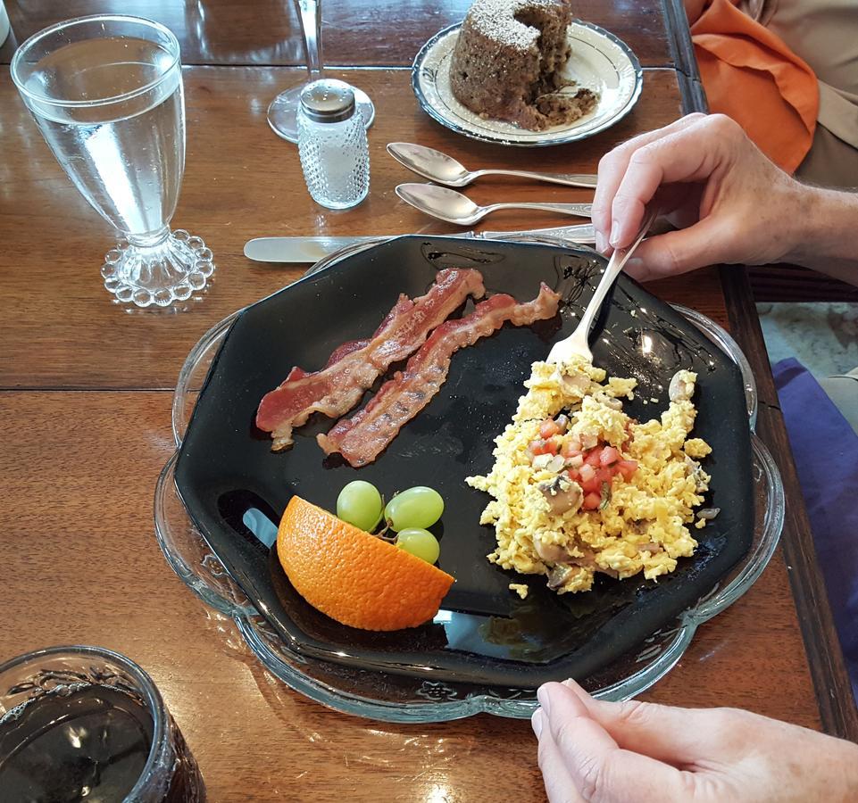 Five Seasuns Bed And Breakfast Порт Анджелес Екстериор снимка