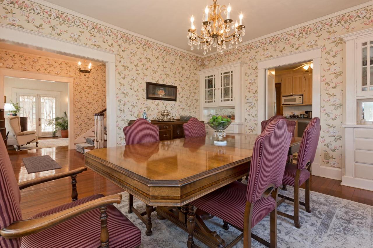 Five Seasuns Bed And Breakfast Порт Анджелес Екстериор снимка