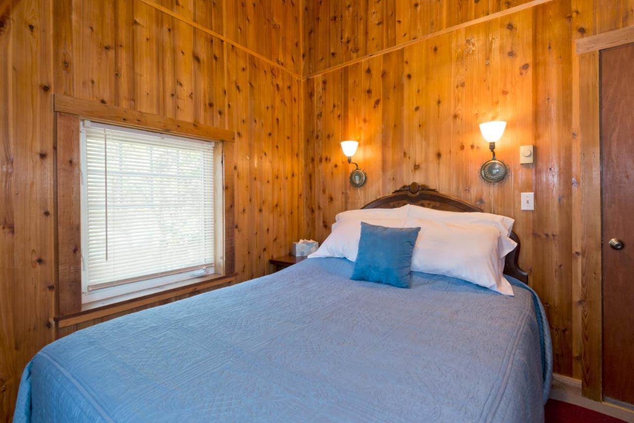 Five Seasuns Bed And Breakfast Порт Анджелес Екстериор снимка