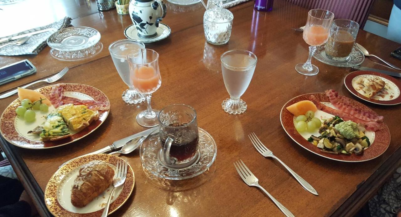 Five Seasuns Bed And Breakfast Порт Анджелес Екстериор снимка