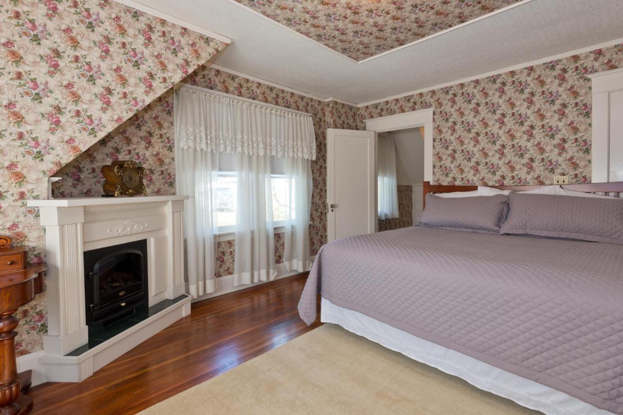 Five Seasuns Bed And Breakfast Порт Анджелес Екстериор снимка